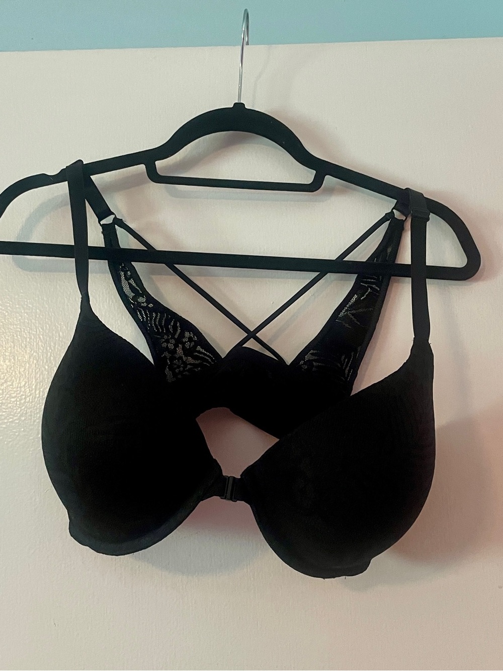 New! Black Strappy Lace Front-Close Bra